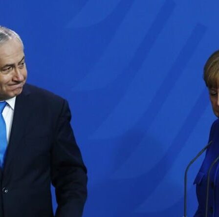 Appel téléphonique furieux de Benjamin Netanyahu avec Angela Merkel: `` Vous nous avez déçus ''