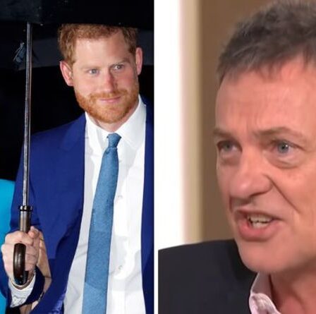 Matthew Wright a critiqué `` deux poids deux mesures scandaleux '' dans le traitement de Meghan et Harry