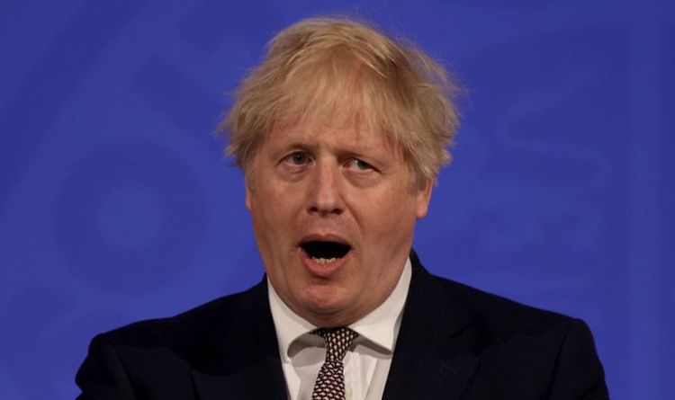 Eurostar déchiré par Boris Johnson avant les pourparlers de sauvetage du Royaume-Uni: `` C'est à l'envers! ''