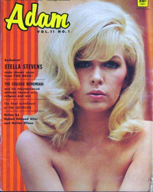 La co-star d'Elvis Presley, Stella Stevens, est apparue dans des magazines comme Playboy et Adam