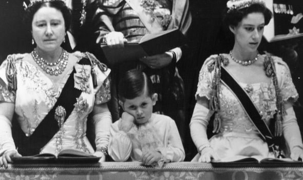 Le prince Charles avec sa tante la princesse Margaret