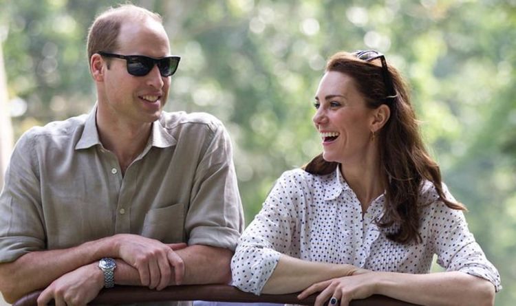 Kate et William partagent un aperçu des vacances d'été George, Charlotte et Louis `` adorent ''