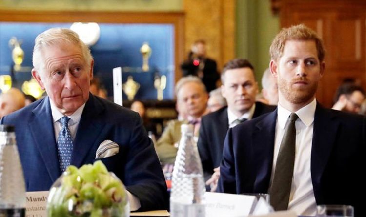 Le prince Harry a averti que la réconciliation avec Charles était peu probable s'il continuait à `` tout vivre ''