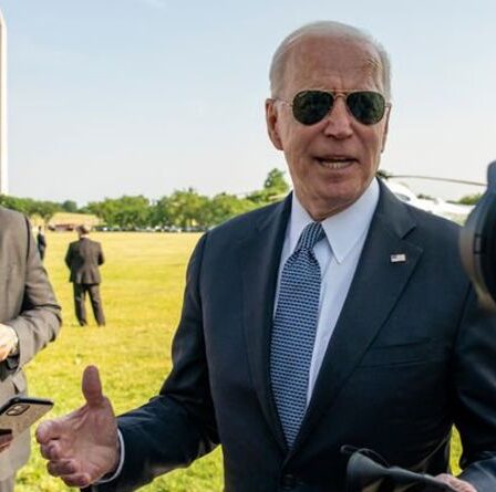 Victoire de l'armée de l'UE: le Brexiteer émet un grave avertissement sur le demi-tour humiliant de Joe Biden