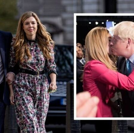 Boris Johnson épouse Carrie Symonds lors d'une cérémonie secrète à la cathédrale de Westminster