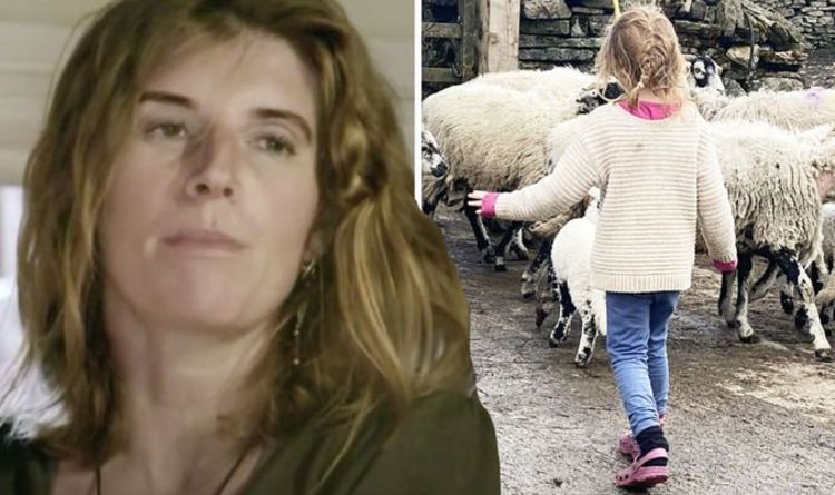 Amanda Owen, de notre Yorkshire Farm, appelle le personnel de sa fille au milieu des plaintes de `` personnel d'élevage ''