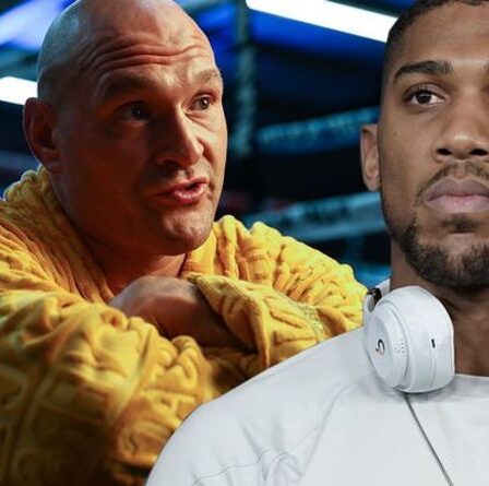 Anthony Joshua vs Tyson Fury pourrait être annulé alors que Fury a ordonné de combattre Deontay Wilder