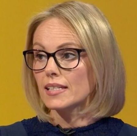 BBC QT: Michelle Dewberry se heurte à Lisa Nandy à propos du Brexit - `` Qui représentez-vous? ''