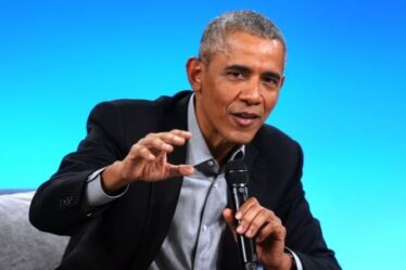 Barack Obama dévoile le `` SSPT '' de Malia et Sasha des chaperons des services secrets à des dates