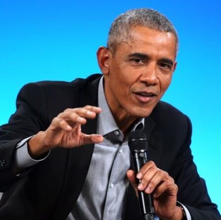 Barack Obama dévoile le `` SSPT '' de Malia et Sasha des chaperons des services secrets à des dates