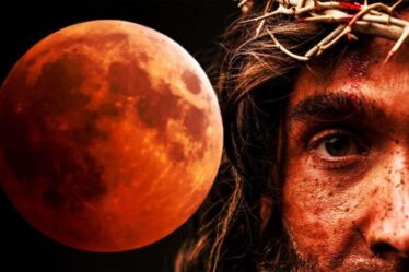 Blood Moon 2021: Un prédicateur dans la prophétie de la fin du monde dit que `` la fin du monde est à l'horizon ''