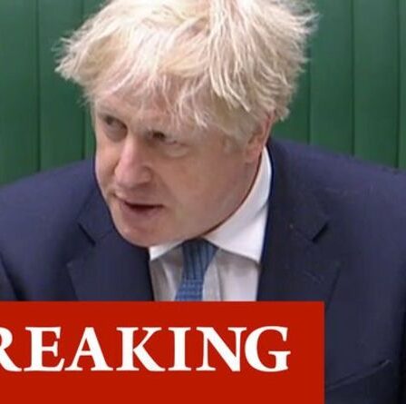 Boris Johnson entraîne Nicola Sturgeon dans une enquête alors que les manquements de FM à Covid ne sont pas rendus publics