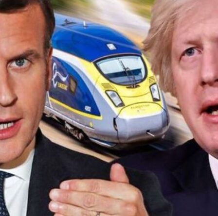 Cauchemar du sauvetage de l'Eurostar: le Royaume-Uni signale un `` changement d'avis '' après un appel désespéré