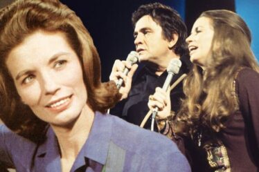 Chansons de Johnny Cash: La femme de Johnny, June Carter, a-t-elle écrit Ring of Fire?