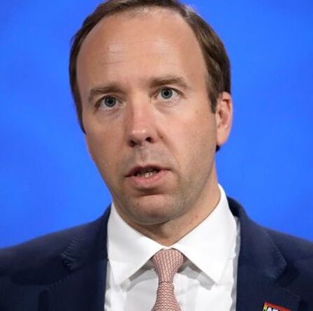 Covid: la moitié de tous les adultes devraient être entièrement vaccinés d'ici la semaine prochaine à l'approche du `` jour de la liberté ''