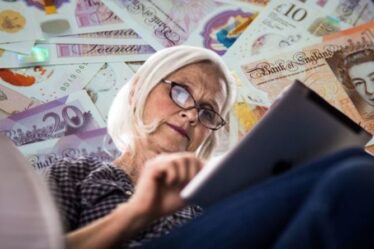 Crise des retraites: une femme sur quatre âgée de plus de 50 ans a moins de 5000 £ à la retraite - agissez maintenant