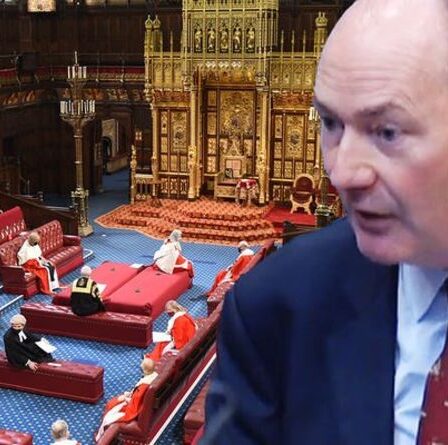 Effondrement du Parlement!  La Chambre des lords menacée d'extinction - Peer émet un avertissement inquiétant