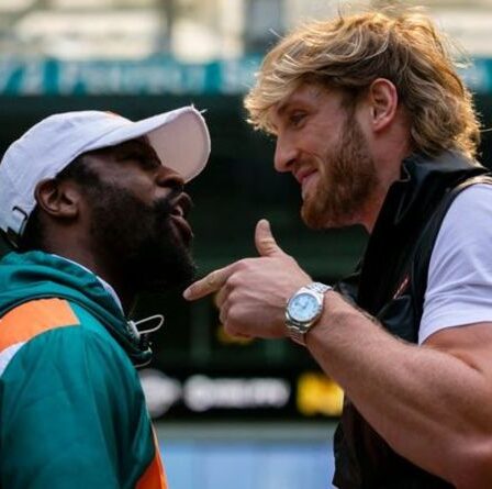 Floyd Mayweather n'a `` pas de stratégie '' pour le combat de Logan Paul alors que l'icône de la boxe émet une menace KO