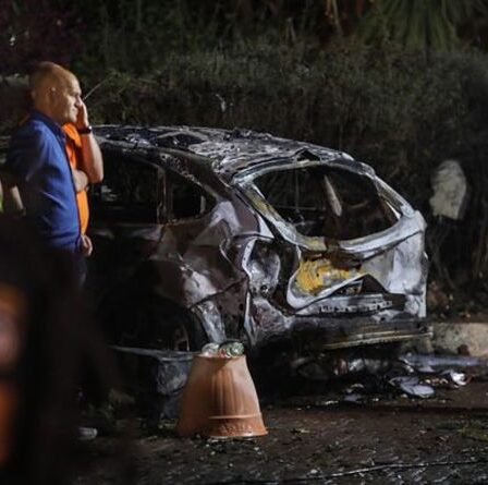 Israël en `` alerte la plus élevée '' après plus de 80 roquettes tirées sur Tel Aviv au milieu de la violence à Gaza