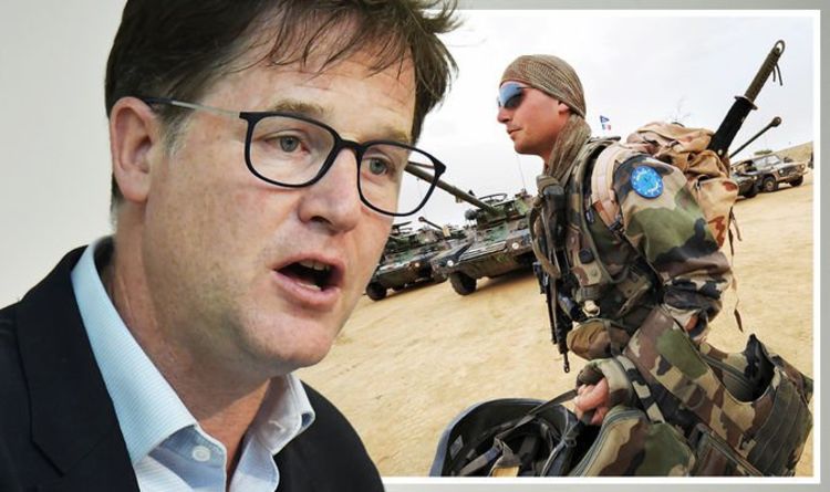J'espère que Nick Clegg vous écoute!  L'armée de l'UE enverra des troupes militaires en mission `` d'ici quelques mois ''