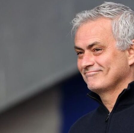 Jose Mourinho veut un transfert de 8,6 millions de livres sterling à Man Utd pour un joueur qui rejoindrait `` volontiers '' la Roma