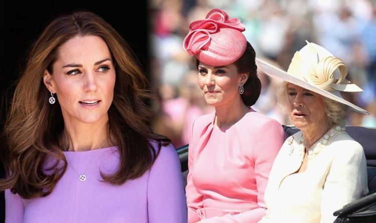 Kate Middleton et Camilla `` reflètent la tension '' alors que `` l'affection partagée pour Charles est un lien privilégié ''