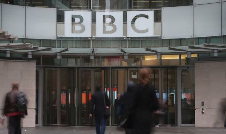 La BBC attaquée pour avoir `` ignoré '' et `` rabaissé '' l'Angleterre pour soutenir l'élite de l'UE