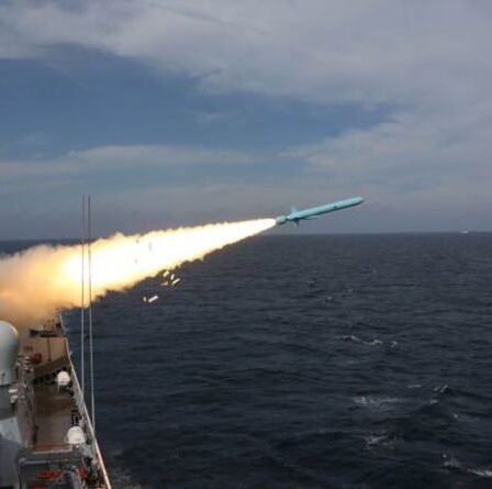 La Chine met en garde contre une `` punition '' contre l'Australie si elle aide Taiwan - `` Grèves à long terme ''