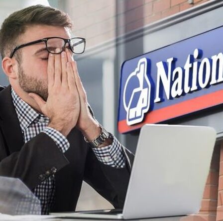 La Nationwide Building Society exhorte les Britanniques à faire attention aux escroqueries de `` compte sécurisé ''