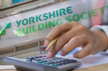 La Yorkshire Building Society annonce un programme pilote offrant un `` soutien supplémentaire '' dans six succursales