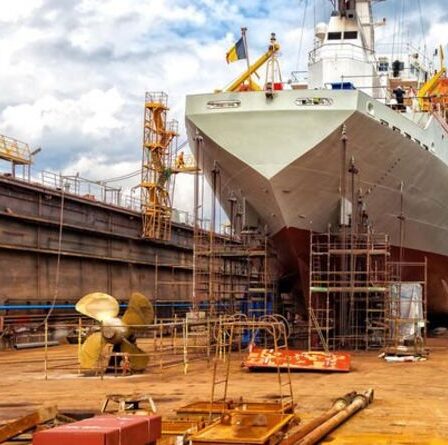 La construction navale au Royaume-Uni stimulera les villes côtières du mur rouge alors que Boris tente de `` monter de niveau ''