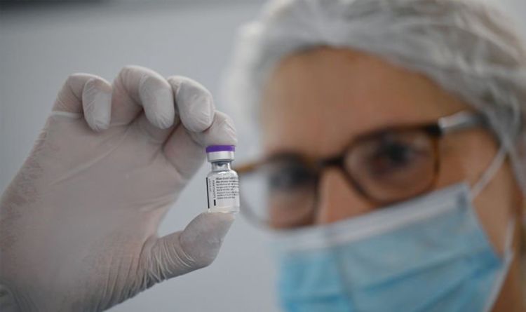 La crise des vaccins en Allemagne comme `` des milliers '' de tentatives `` frauduleuses '' pour sauter la file d'attente