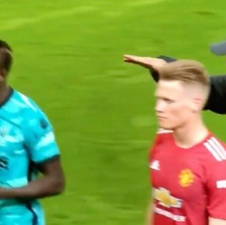 La star de Liverpool Sadio Mane publie sur Instagram après le snob furieux de Jurgen Klopp Man Utd