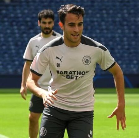 La star de Man City, Eric Garcia, vise à creuser à Man Utd avant de terminer le transfert de Barcelone