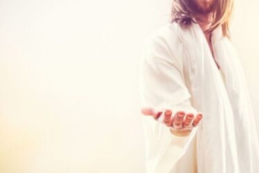 La vie après la mort: l'homme croit que Jésus-Christ l'a guidé dans l'au-delà
