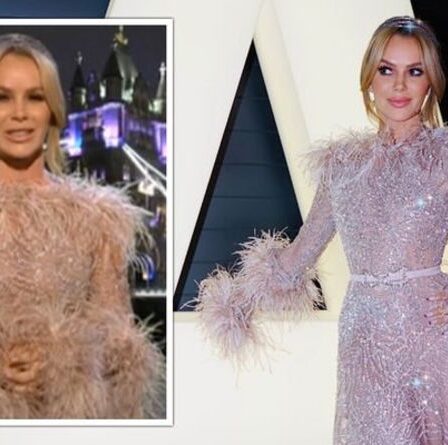 L'apparence d'Amanda Holden laisse les fans de l'Eurovision 2021 perplexes: `` Que portez-vous? ''
