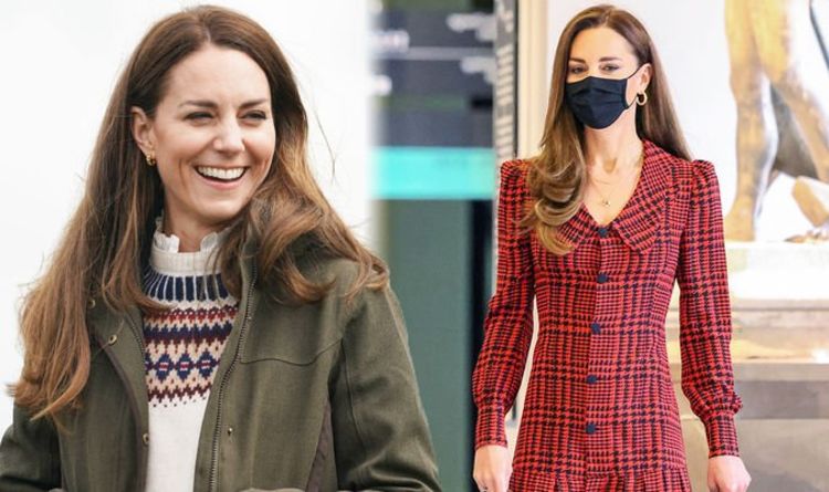 Le langage corporel de Kate Middleton `` ressemble de plus en plus au futur chef royal '' à mesure que la `` confiance '' grandit