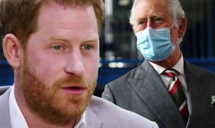 Le prince Charles a fait face à un dilemme royal brutal entre être le `` parent ou le patron '' du prince Harry