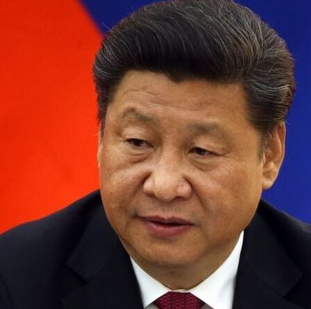 Les craintes de guerre explosent alors que la Chine accuse l'Australie d'`` actions provocatrices '' à Taiwan