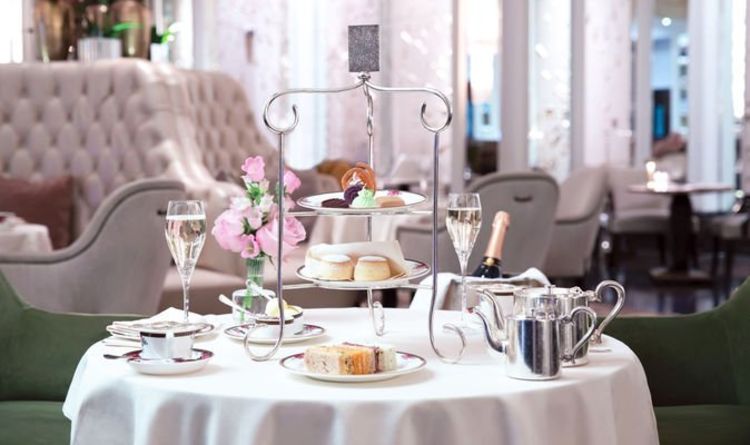 Les hôtels les plus luxueux de Grande-Bretagne: le thé de l'après-midi de Langham basé sur un biscuit 23p