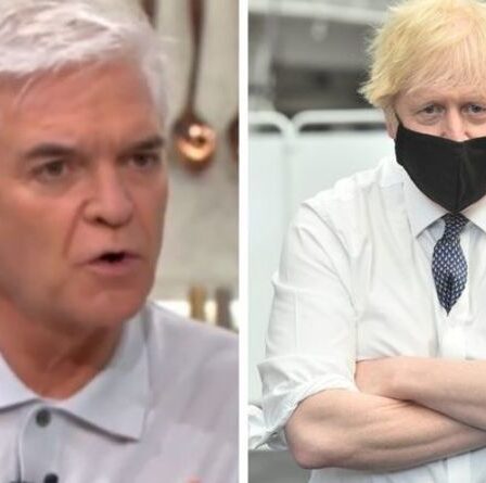«Les jeunes ne sont pas en danger!  Phillip Schofield fait rage à l'hésitation sur l'assouplissement du verrouillage