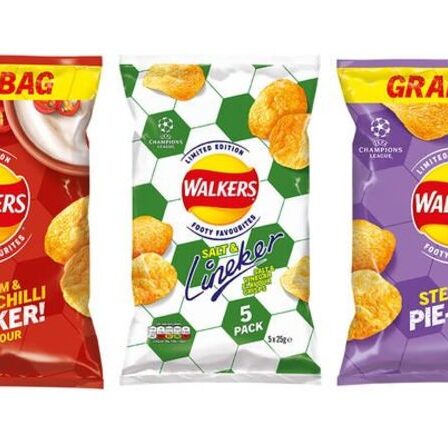 Les marcheurs lancent des chips de football en édition limitée - où se procurer