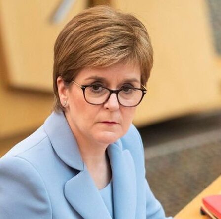 L'esturgeon devrait perdre gros car l'indépendance verrait la fin de la `` redistribution des ressources ''