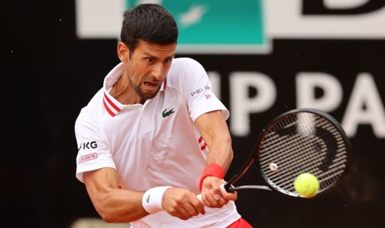 Novak Djokovic sauvé par la pluie alors que Stefanos Tsitsipas prend le contrôle de l'Open d'Italie