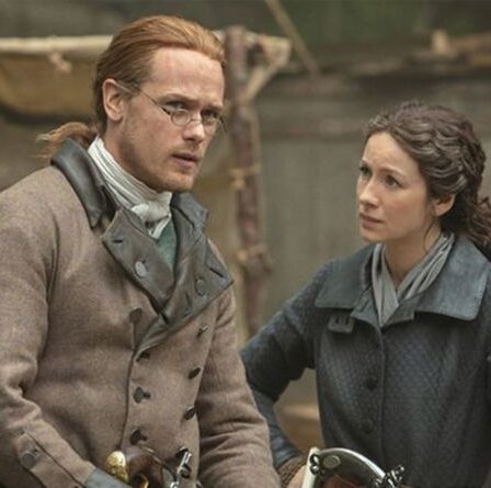 Outlander saison 6: Pourquoi le fantôme de Jamie Fraser regarde-t-il Claire?