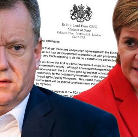 Pas de discussions privées avec l'UE!  Lord Frost pose le pied dans une lettre furieuse aux nations déconcentrées