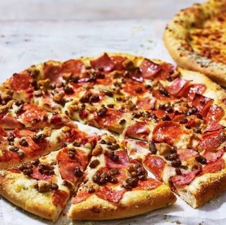 Pizza Hut a réduit de 50% toutes les pizzas - comment obtenir une offre