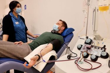 Plaidoyer du NHS pour que le plasma sanguin sauve des milliers de vies alors que l'interdiction de 23 ans est levée