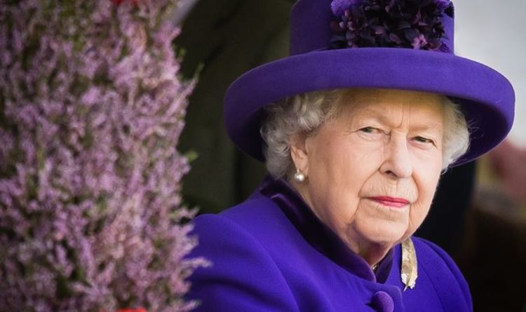 Queen heartbreak: Monarch ne rencontrera pas le nouveau bébé de Meghan et Harry `` à moins qu'ils ne viennent au Royaume-Uni ''