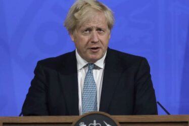 Retard de l'annonce de Boris Johnson: Quand les ministres vont-ils supprimer les règles de distanciation et masquer?